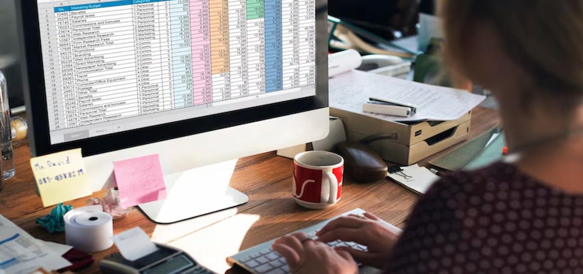 Year-End Accounting Services That Save Time, Reduce Stress, and Maximise Deductions